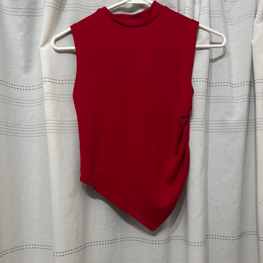 Red Asymmetrical Muscle Tee Fitted Style